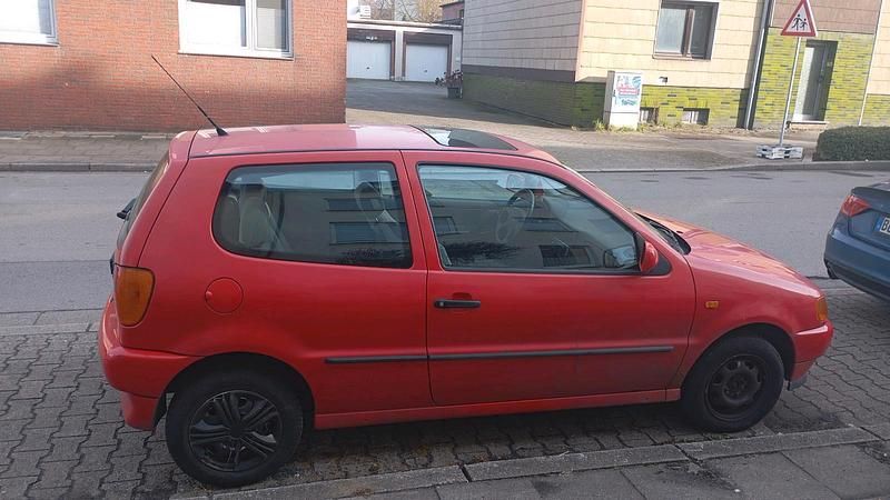 Gebraucht VW Polo 75 PS (55 kW) 1997 Rot Kleinwagen