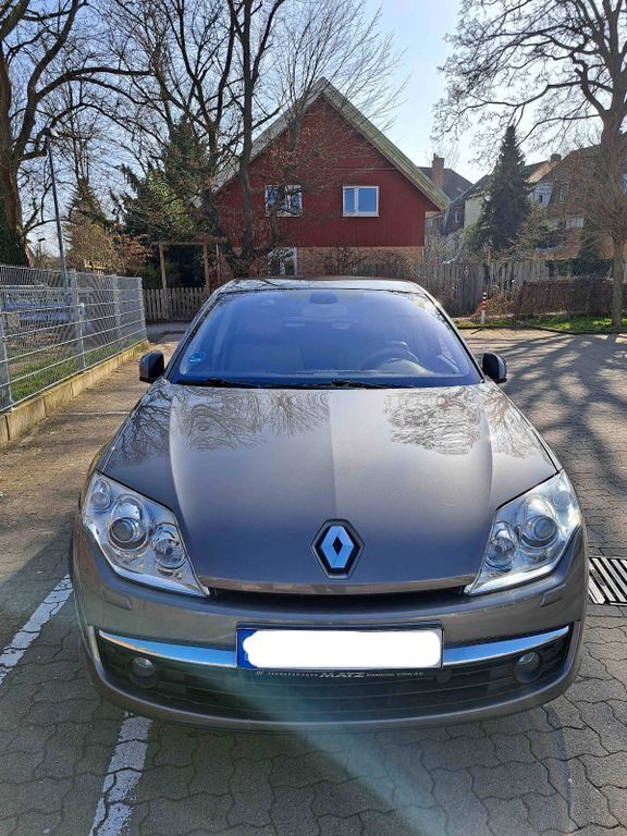 Grau Gebraucht 2009 Renault Laguna III Initiale Limousine | 5.500 € (Teuer) - Bild 1/4