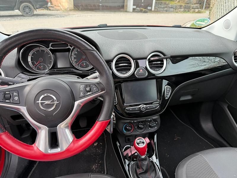 Gebraucht Opel Adam 87 PS (63 kW) 2017 Rot Kleinwagen