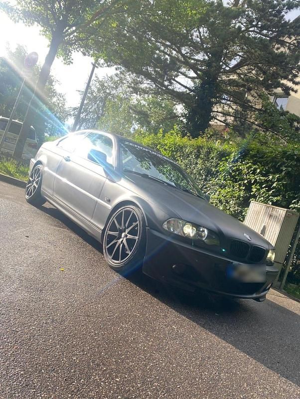 Gebraucht BMW 320 Sport Line 170 PS (125 kW) 2002 Schwarz Coupé