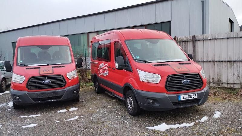 Gebraucht Ford Transit 101 PS (74 kW) 2016 Rot Kombi