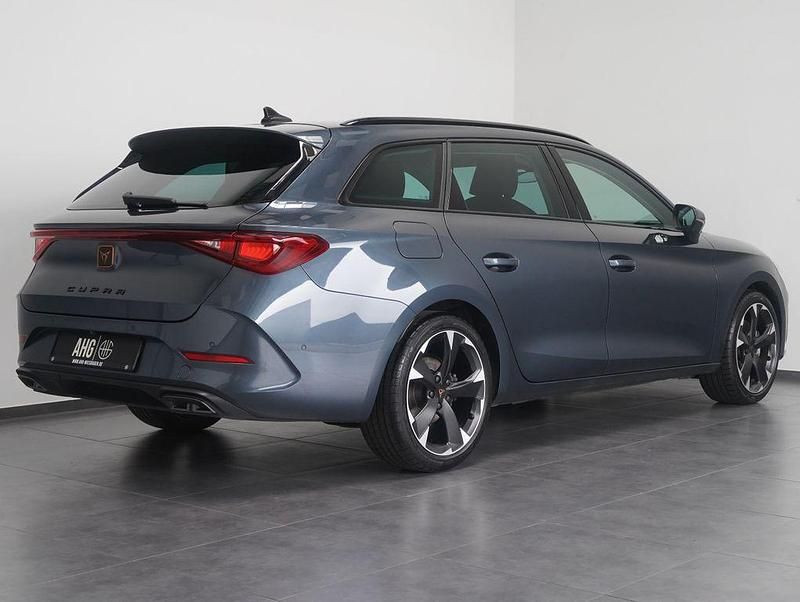 Gebraucht Cupra Leon 190 PS (139 kW) 2023 Grau Limousine