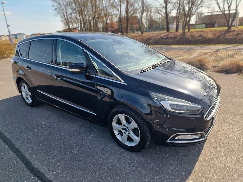 Gebraucht Ford S-MAX Vignale 241 PS (177 kW) 2017 Schwarz Van / Kleinbus