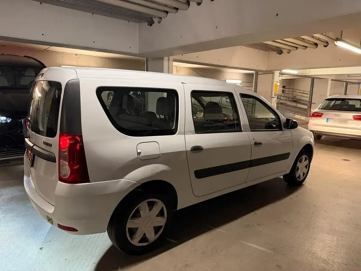 Gebraucht Dacia Logan 2011 Weiß Kombi