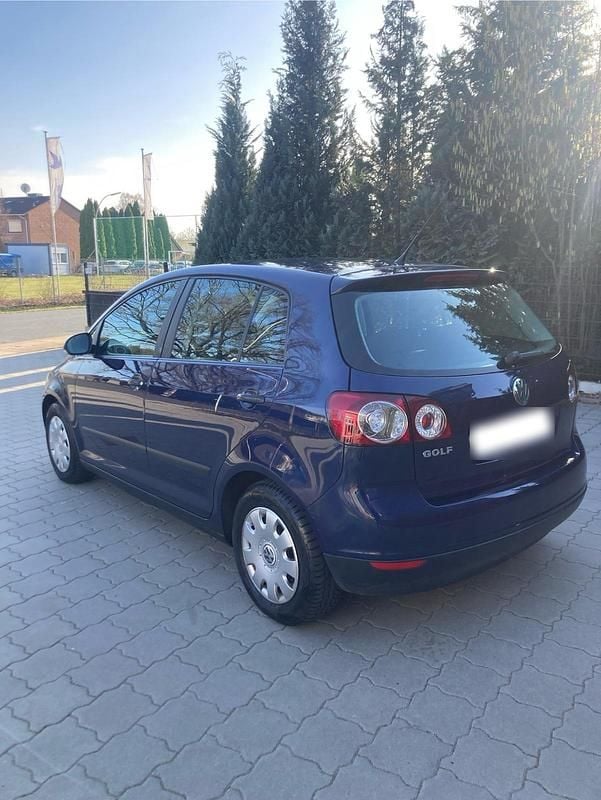Gebraucht VW Golf V 75 PS (55 kW) 2004 Blau Kleinwagen