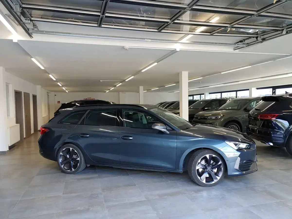 Gebraucht Cupra Leon 204 PS (150 kW) 2024 Magneticgreymetallic Kombi