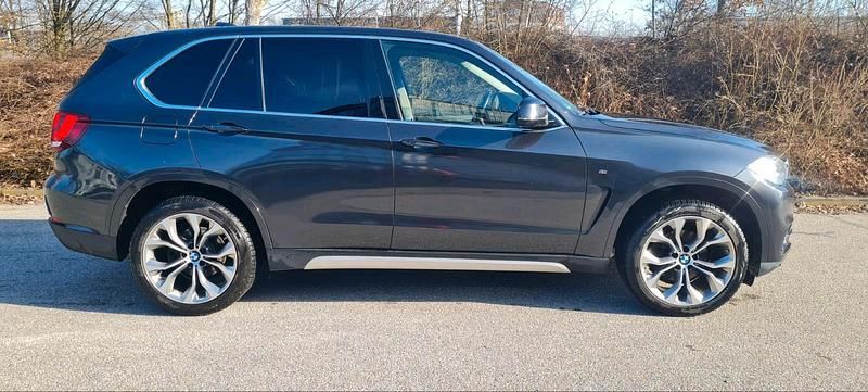 Gebraucht BMW X5 218 PS (160 kW) 2015 Grau SUV