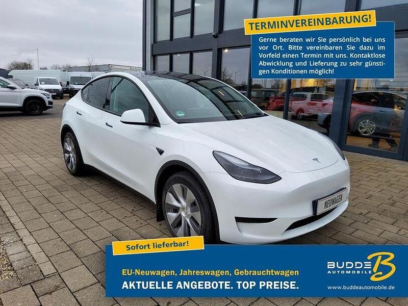Pearl white multicoat Gebraucht 2023 Tesla Model Y RWD SUV | 31.990 € (Guter Preis) - Bild 1/4