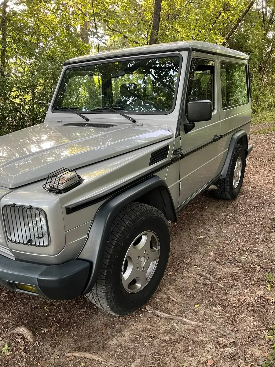 Gebraucht Mercedes G300 113 PS (83 kW) 1991 Silber SUV
