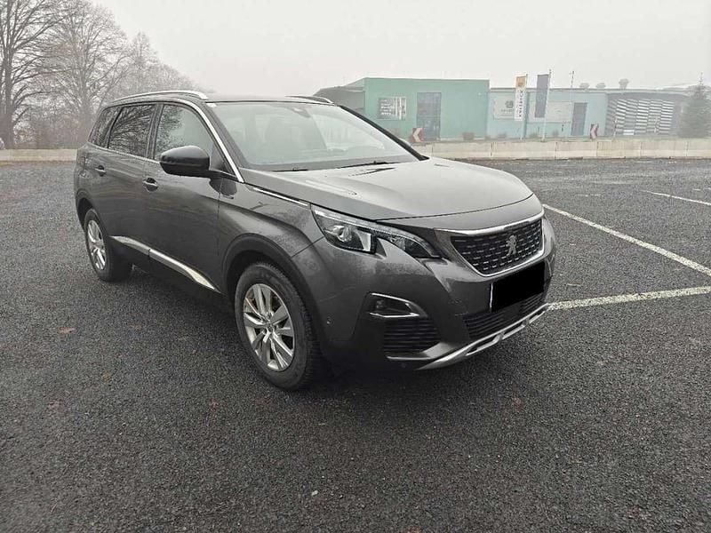 Gebraucht Peugeot 5008 Active 120 PS (88 kW) 2017 Grau SUV