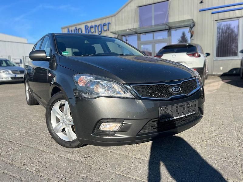 Gebraucht Kia Ceed Edition 7 90 PS (66 kW) 2012 Grau Kleinwagen