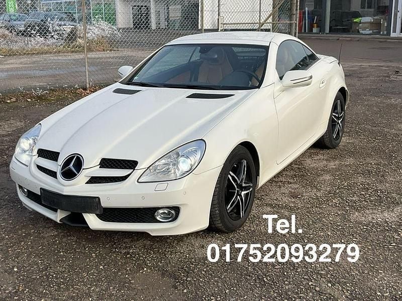 Weiß Gebraucht 2010 Mercedes SLK300 Cabrio | 7.990 € (Superpreis) - Bild 1/4