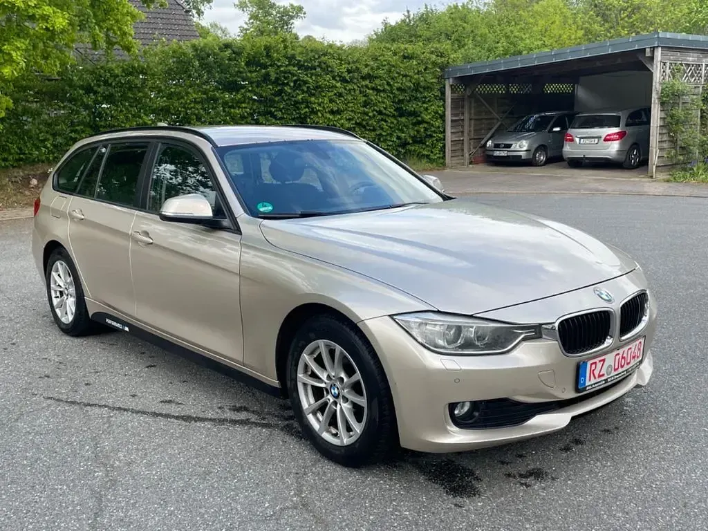 Gebraucht BMW 320 M Sport 184 PS (135 kW) 2012 Silber Kombi