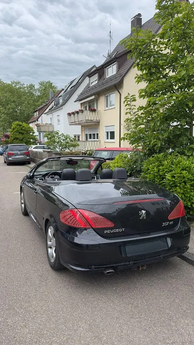Gebraucht Peugeot 307 CC 140 PS (102 kW) 2005 Schwarz Cabrio
