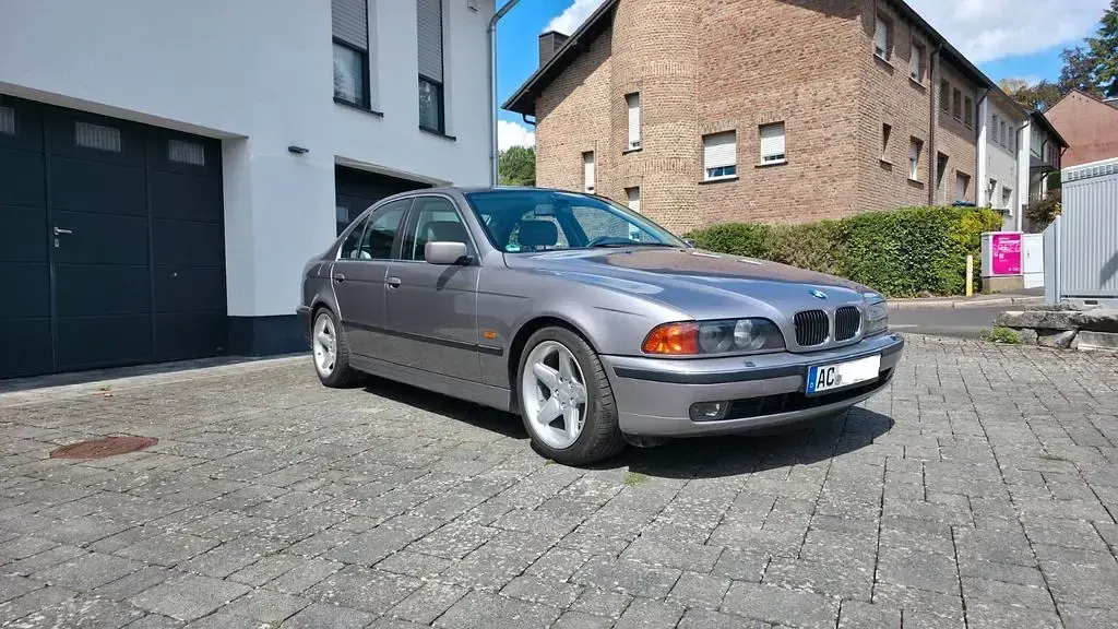 Gebraucht BMW 540 Performance 286 PS (210 kW) 1997 Silber Limousine
