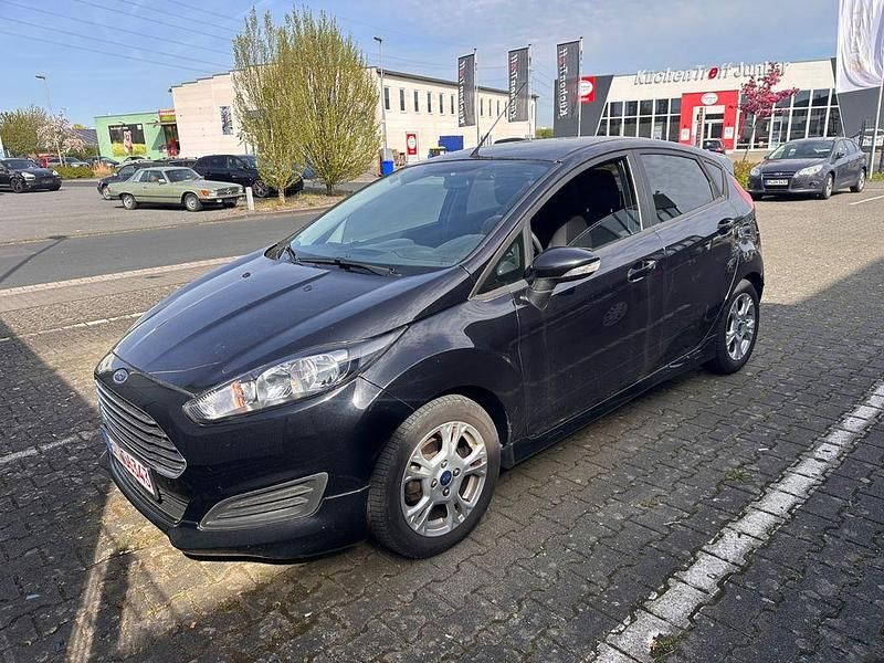 Gebraucht Ford Fiesta SYNC Edition 101 PS (74 kW) 2014 Schwarz Kleinwagen
