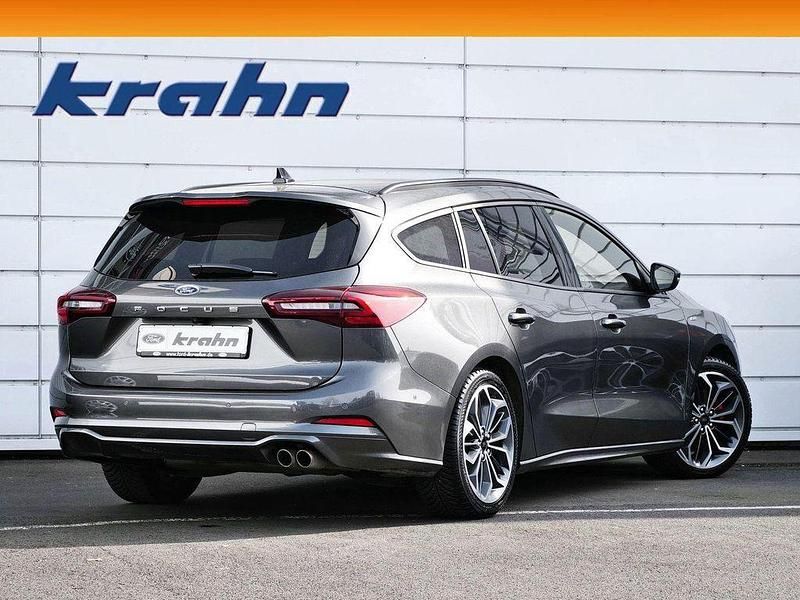 Gebraucht Ford Focus ST-Line X 155 PS (114 kW) 2025 Grau Limousine