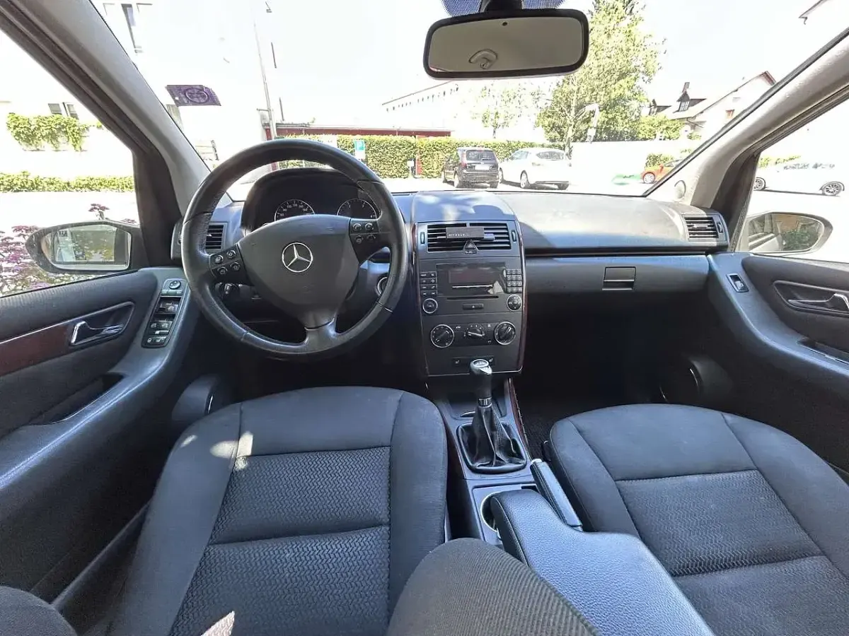 Gebraucht Mercedes A160 Elegance 75 PS (55 kW) 2008 Limousine