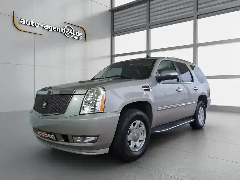 Occasion Cadillac Escalade 409 ch (300 kW) 2006 Gris SUV