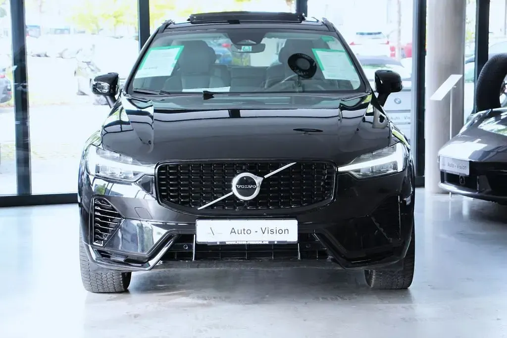 Gebraucht Volvo XC60 Plus 349 PS (256 kW) 2023 Schwarz SUV