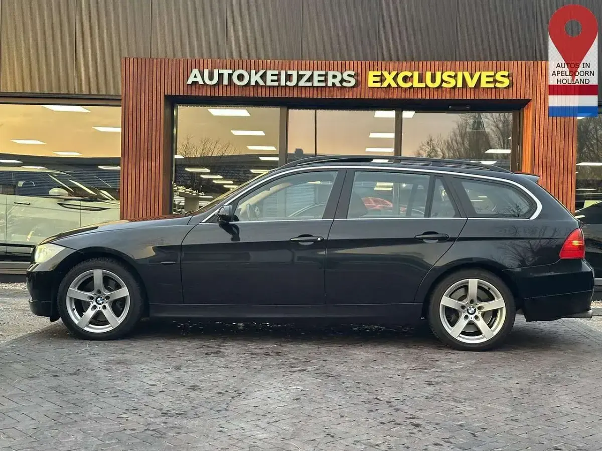 Gebraucht BMW 325 Executive 218 PS (160 kW) 2008 Schwarz Kombi