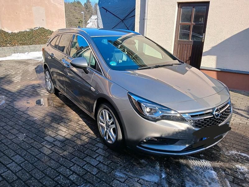 Gebraucht Opel Astra 150 PS (110 kW) 2017 Beige Kombi