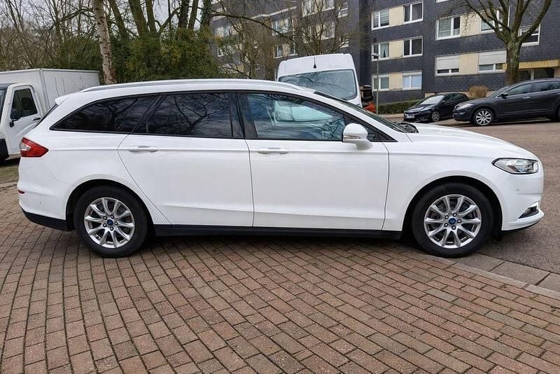 Gebraucht Ford Mondeo Business Edition 160 PS (117 kW) 2016 Weiß Limousine