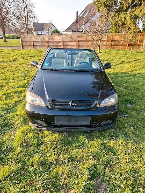 Gebraucht Opel Astra Cabriolet 125 PS (91 kW) 2001 Schwarz Cabrio