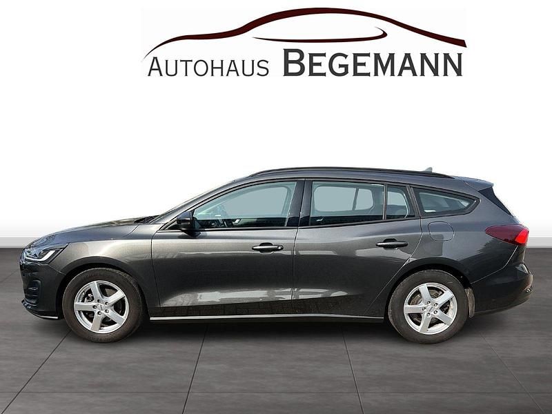Gebraucht Ford Focus Cool & Connect 120 PS (88 kW) 2022 Grau Kombi