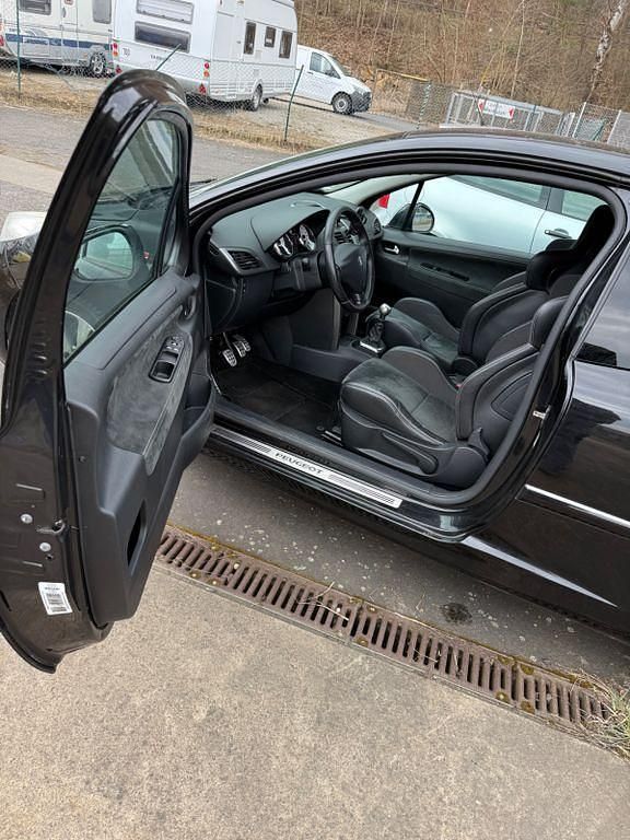 Gebraucht Peugeot 207 Sportium 156 PS (114 kW) 2010 Schwarz Kleinwagen