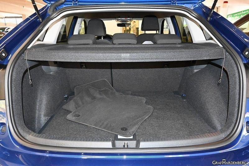 Gebraucht VW Taigo IQ Drive 110 PS (80 kW) 2024 Reef blue metallic SUV