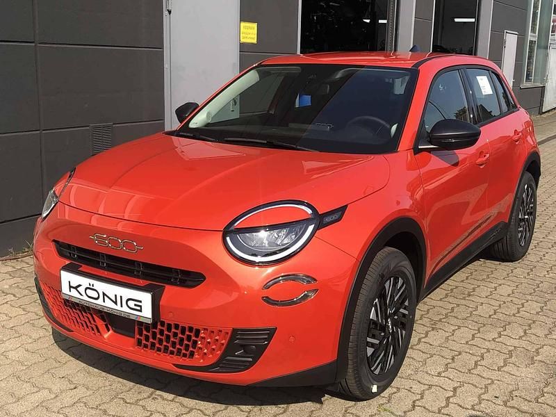 Orange Neu 2025 Fiat 600 Limousine | 24.889 € - Bild 1/4