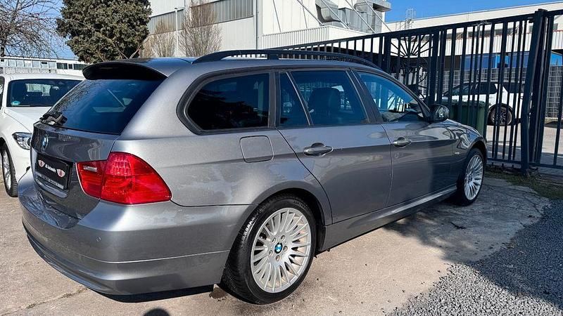 Gebraucht BMW 320 Comfort Edition 170 PS (125 kW) 2009 Grau Kombi