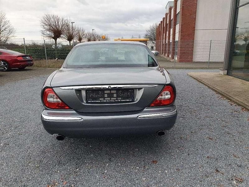 Gebraucht Jaguar XJ6 Classic 207 PS (152 kW) 2006 Quartz (metallic) Limousine