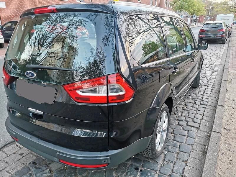 Second-hand Ford Galaxy Titanium 140 CP (102 kW) 2013 Negru Monovolum