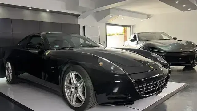Second-hand Ferrari 612 540 CP (397 kW) 2006 Negru Coupe
