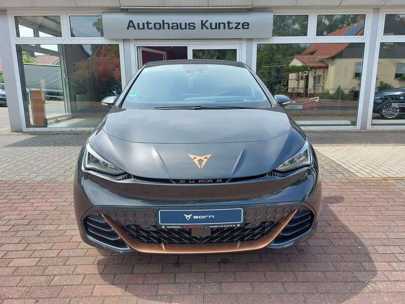 Quasargrau Gebraucht 2023 Cupra Born Kleinwagen | 39.950 € (Teuer) - Bild 1/4