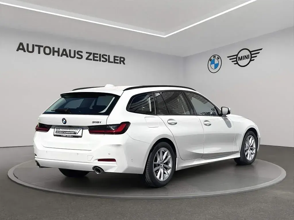 Gebraucht BMW 318 Comfort Edition 156 PS (114 kW) 2025 Alpinweiß uni Kombi