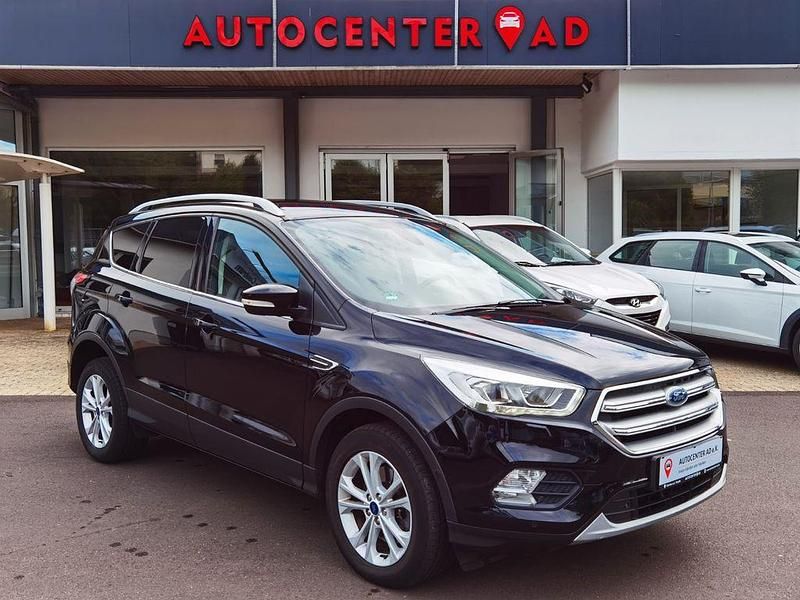 Schwarz Gebraucht 2017 Ford Kuga Titanium SUV | 13.990 € (Fairer Preis) - Bild 1/4