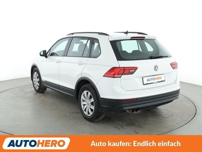 Gebraucht VW Tiguan Trendline 125 PS (91 kW) 2018 Weiß SUV