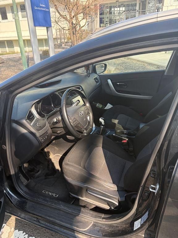 Gebraucht Kia Ceed DREAM-TEAM Edition 136 PS (100 kW) 2016 Schwarz Kleinwagen