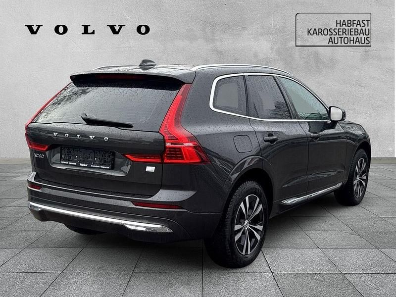 Gebraucht Volvo XC60 Inscription 398 PS (292 kW) 2022 Platinum grey / metallic SUV