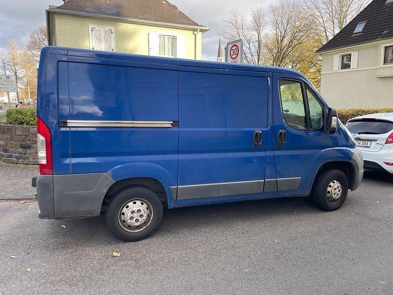 Blau Gebraucht 2011 Citroën Jumper Van / Kleinbus | 3.990 € (Superpreis) - Bild 1/4