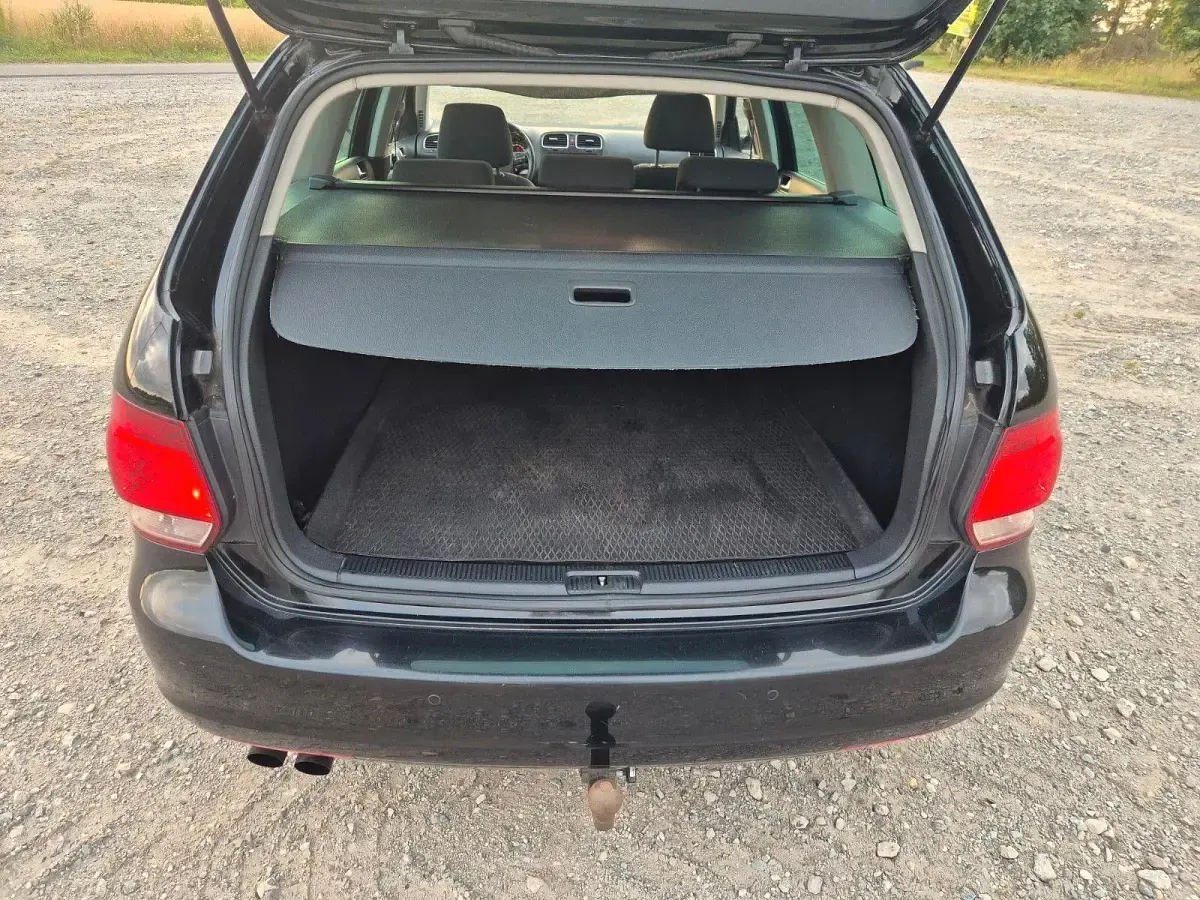 Gebraucht VW Golf VI Highline 140 PS (102 kW) 2010 Schwarz Kombi
