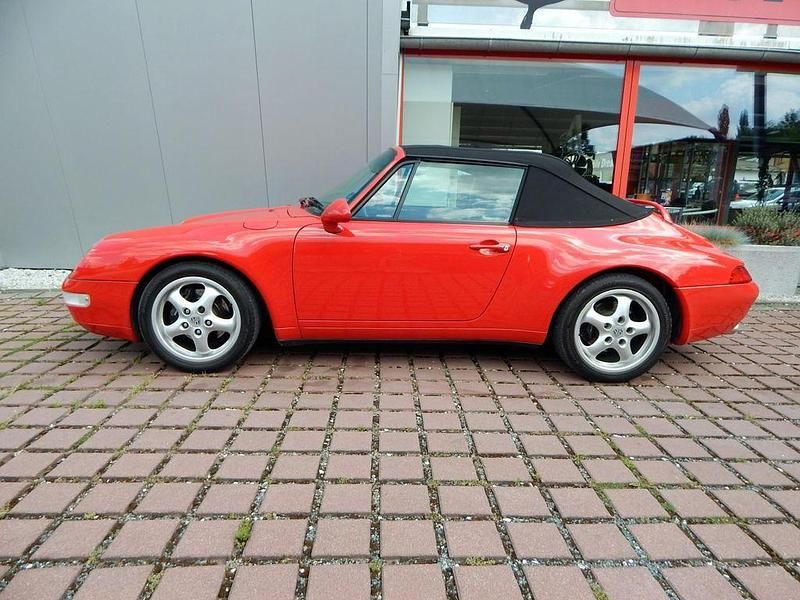 Rot Gebraucht 1995 Porsche 993 Cabrio | 89.950 € - Bild 1/4