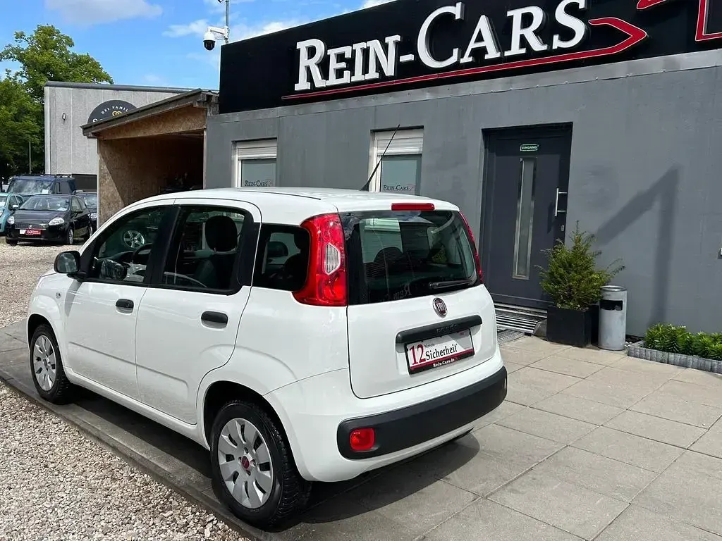 Gebraucht Fiat Panda Pop 69 PS (50 kW) 2014 Weiß Kleinwagen