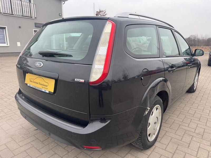 Gebraucht Ford Focus 109 PS (80 kW) 2010 Kombi