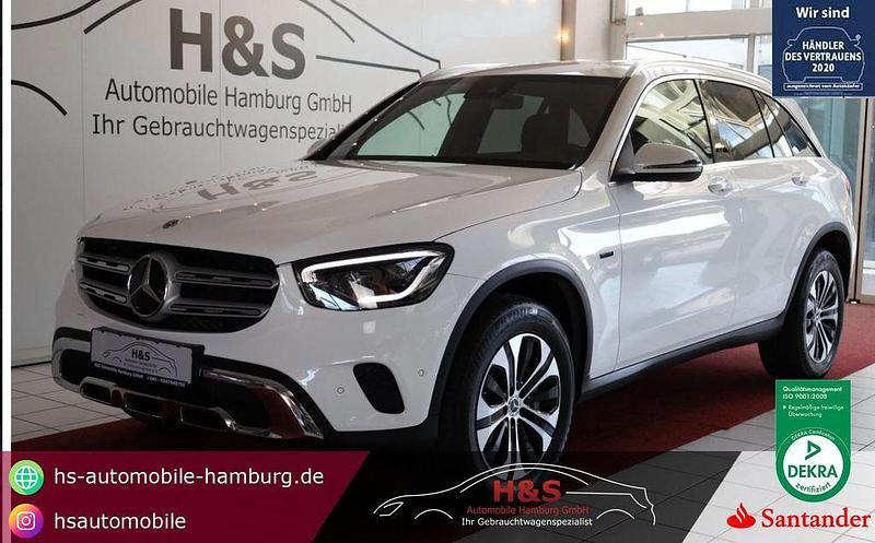 Polarweiss unilack Gebraucht 2021 Mercedes GLC220 SUV | 33.900 € (Guter Preis) - Bild 1/4