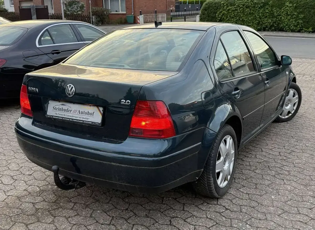Gebraucht VW Bora Highline 116 PS (85 kW) 2002 Grün Limousine