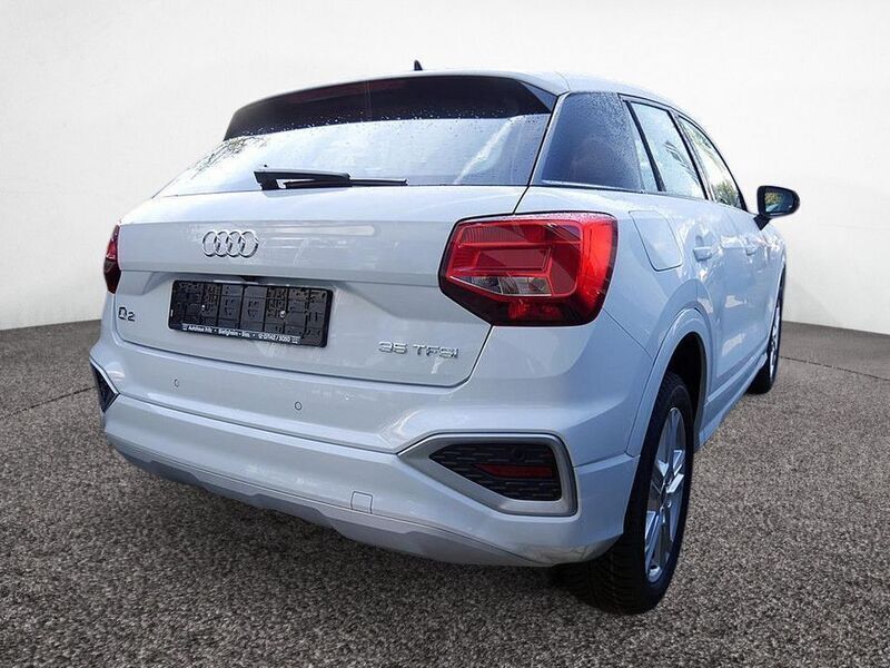 Gebraucht Audi Q2 Advanced Plus 150 PS (110 kW) 2024 Weiß SUV